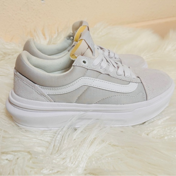 Vans Old Skool Overt Sneakers | Light Grey - Picture 3 of 9